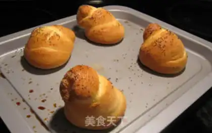 Make Snail bread step 13