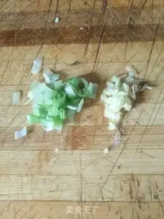 Make Scrambled eggs step 2