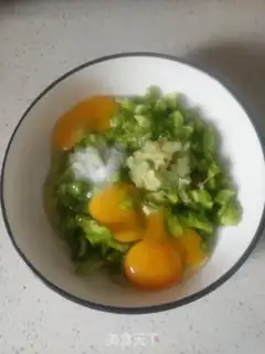 Make Scrambled eggs step 3
