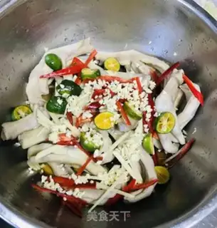 Make Sour duck feet step 4