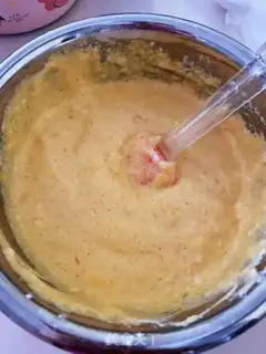 Make Pumpkin yogurt cake step 1