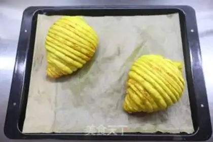 Make Ginger and yellow rolls step 14