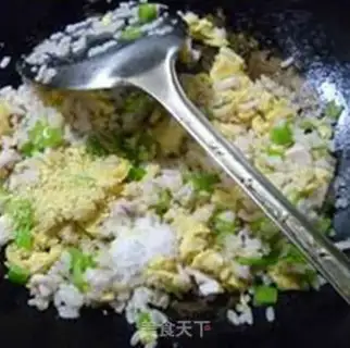 Make Piper squid eggs fried rice step 11