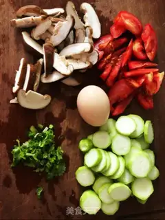 Make Vegetable noodles step 0