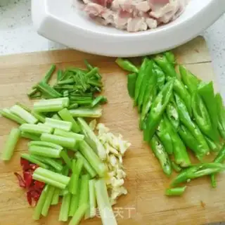 Make Fried meat step 1