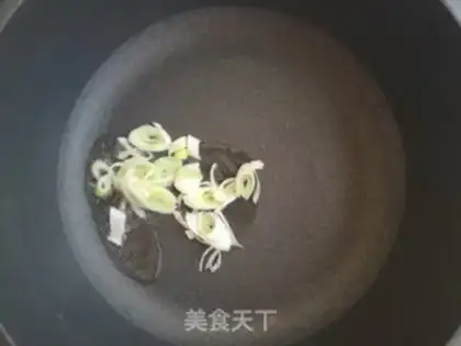 Make Wheat beef noodles step 3