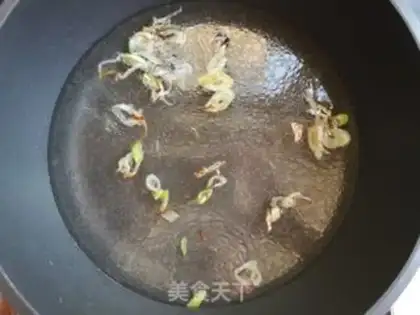 Make Wheat beef noodles step 4