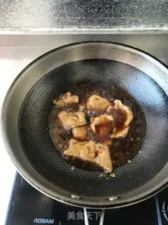 Make The ridge of the pot step 4
