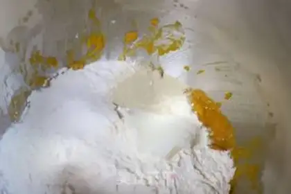 Make Pumpkin rolls step 1