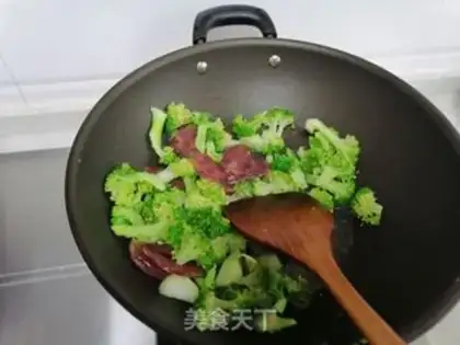 Make Sausage and broccoli step 4