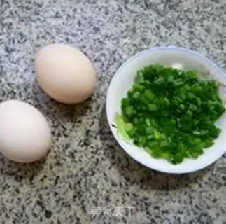 Make Egg oil and fried rice step 2