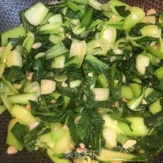 Make Garlic on the sea green step 7