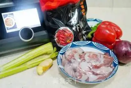 Make Soy sauce, pepper squid step 0
