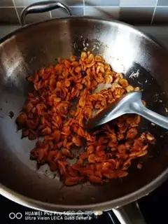 Make Secret krill fried eggs step 6