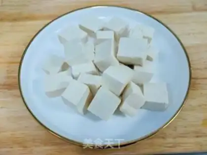Make Seaweed tofu soup step 2