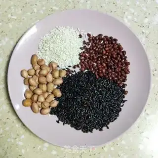 Make Black rice congee step 0