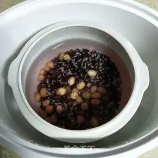 Make Black rice congee step 2