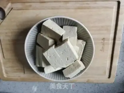 Make Fish jaw stew tofu step 1