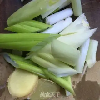 Make Chicken soup with corn step 4