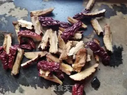 Make "Red dates, ice cream, oat nest." step 5