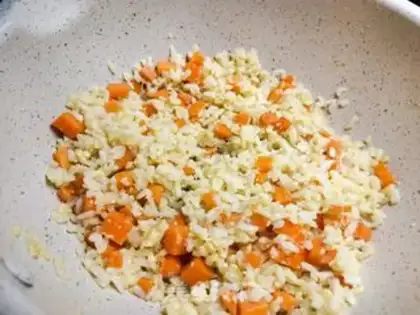 Make ♪ Green green egg fried rice ♪ step 4