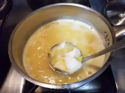 Make Pyramid needle and mushroom corn soup step 6