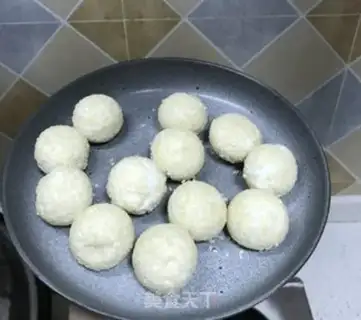Make Sesame ball step 4