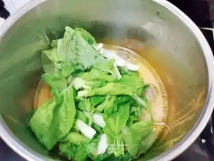 Make Beefball soup step 3