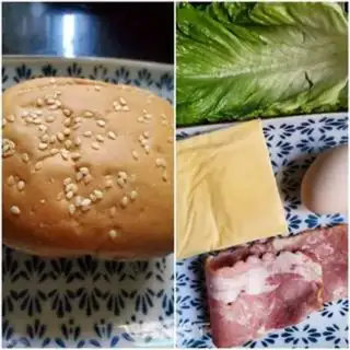 Make Bacon eggburger step 0