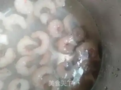 Make Garlic shrimp cabbage step 0
