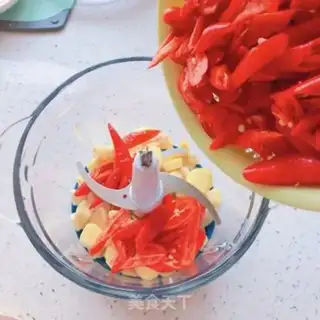 Make Homemade chili sauce step 4