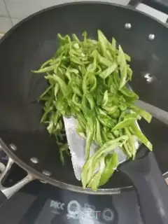 Make Pepper screech step 3