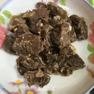 Make Almonds and mushrooms step 0