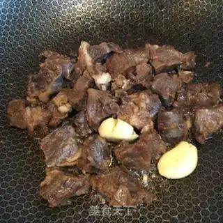 Make Almonds and mushrooms step 3