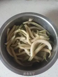 Make Rhodish and fried meat step 0