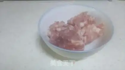 Make Rhodish and fried meat step 2