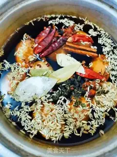 Make Five spicy tea eggs step 2