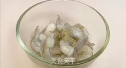 Make Pumpkin mushroom shrimp pasta step 3