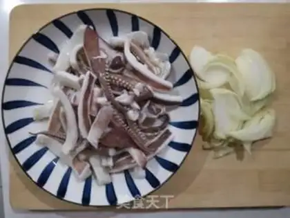 Make Squids are fried onions step 2