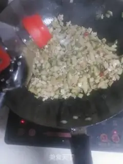 Make Rhodish and fried meat step 10