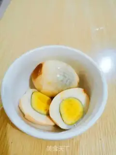 Make Five spicy tea eggs step 5