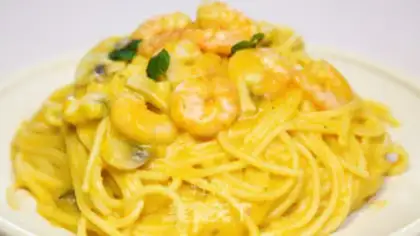 Make Pumpkin mushroom shrimp pasta step 7