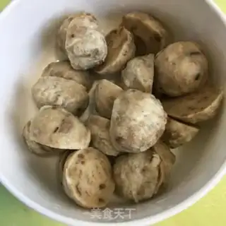 Make A crotch mushroom ball step 0