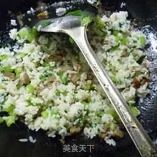 Make Pelican ham fried rice step 7