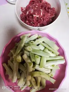 Make Beef and white beans step 0