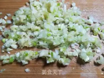 Make Korean pickle pork dumplings step 5