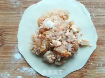 Make Korean pickle pork dumplings step 9