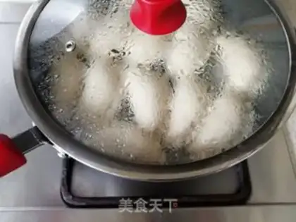 Make Korean pickle pork dumplings step 12