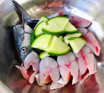 Make Squirty radish step 1