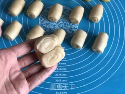 Make A milky yellow wife cake step 13